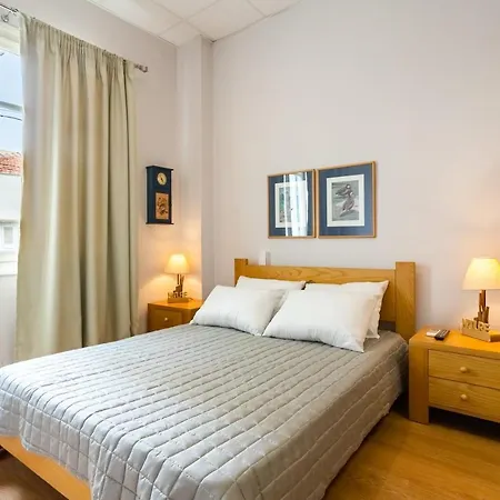 Апартаменты Square Getaway - Ideal Каламата